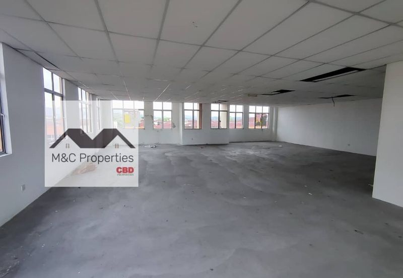 Oakland Commercial Centre