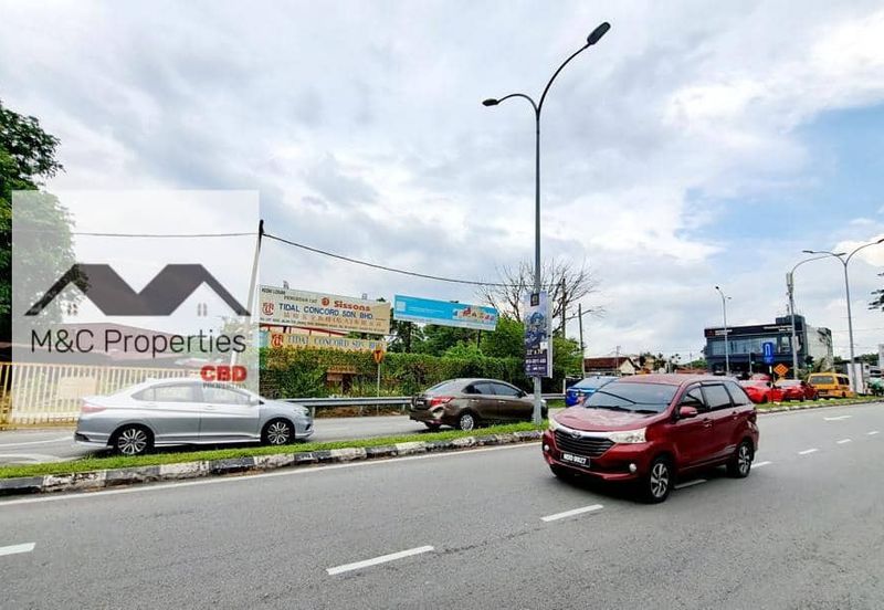 Jalan Tok Ungku Facing Main Road 31947 Sqft Land Rahang For Rent!!