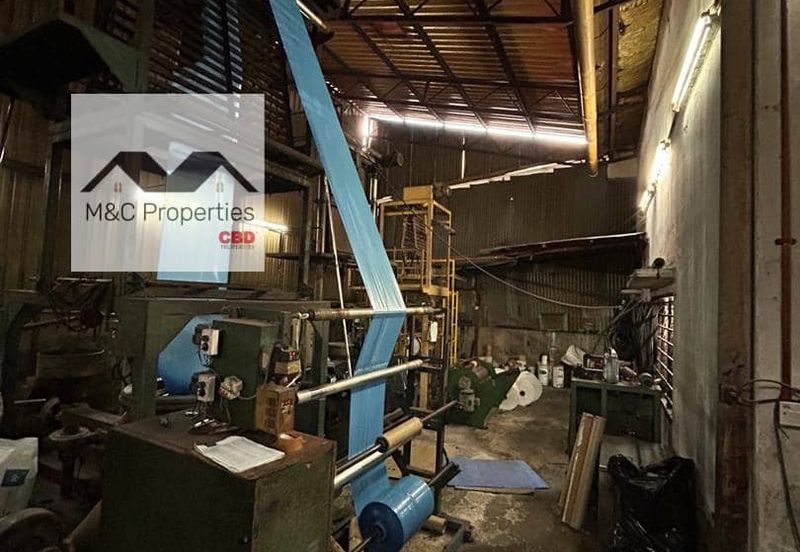 Andalas Side Extended 1.5 Storey Semi D Factory Senawang For Sale!!