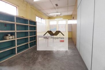 Jalan Tan Sri Manickavasagam Corner Facing Main Road 2 Storey House