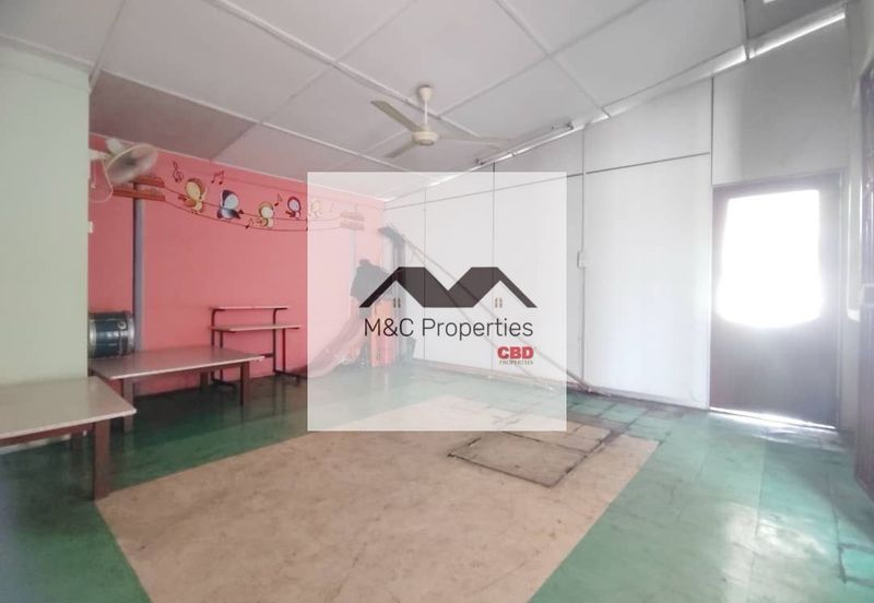 Jalan Tan Sri Manickavasagam Corner Facing Main Road 2 Storey House