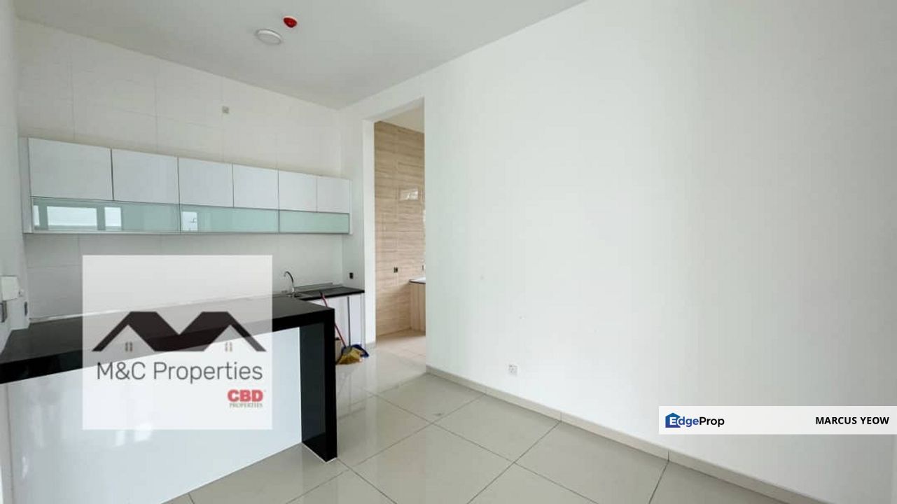 Saujana Duta 3 Storey Semi D House Seremban 2 Heights For Sale!!, Negeri Sembilan, Seremban