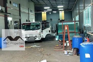 Light Industrial Park 2 Storey Semi-D Factory Lot Senawang For Rent!!