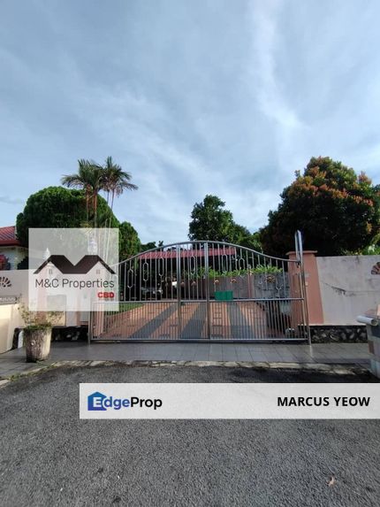 Taman Kenari 1 Storey Bungalow With Triangle Land Blossom For Sale!!, Negeri Sembilan, Seremban