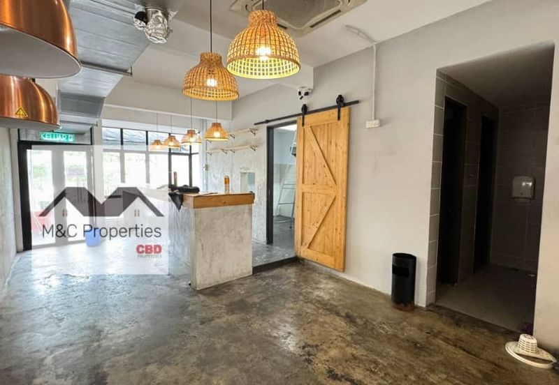 Pusat Komersial Lobak