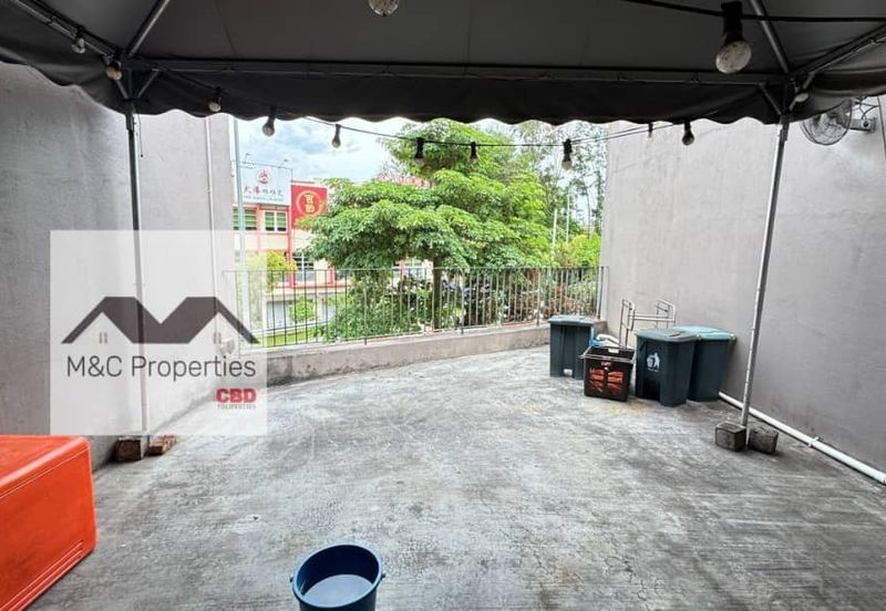 Pusat Komersial Lobak