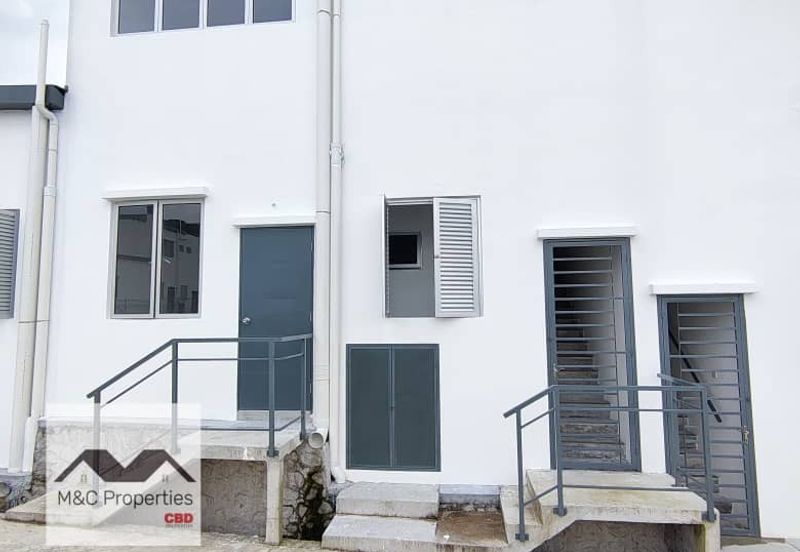 Irama Biz Brand New 2 Storey Shop Lot Sendayan Seremban For Rent!!