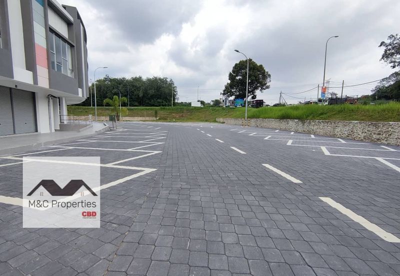 Irama Biz Brand New 2 Storey Shop Lot Sendayan Seremban For Rent!!