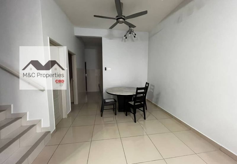 Sakura Renovated & Fully Furnished 2 Storey Terrace S2 Heights Fr Sale