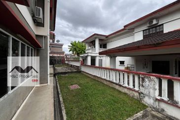 Taman Blossom Heights 2 Storey Bungalow Seremban For Sale!!