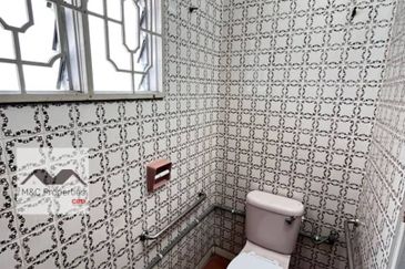 Taman Blossom Heights 2 Storey Bungalow Seremban For Sale!!