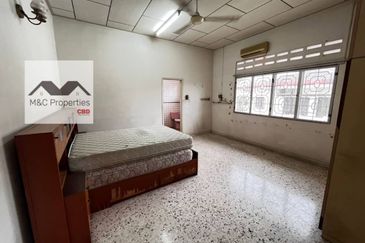 Taman Blossom Heights 2 Storey Bungalow Seremban For Sale!!