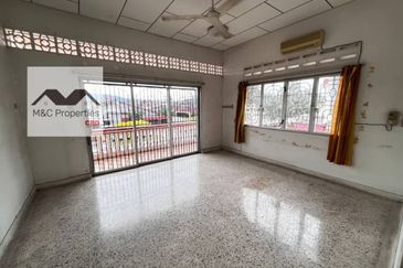 Taman Blossom Heights 2 Storey Bungalow Seremban For Sale!!