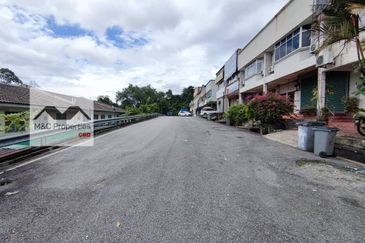 Taman Kasturi 2 Storey Shop Lot Jalan Tok Ungku Rasah Seremban Fr Sale