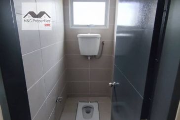 Irama Biz Brand New 2 Storey Shop Lot Sendayan Seremban For Rent!!