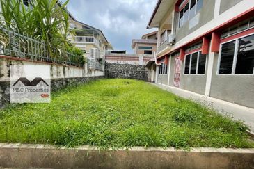 Blossom Heights Spacious Land 2 Storey Bungalow Seremban For Sale!!