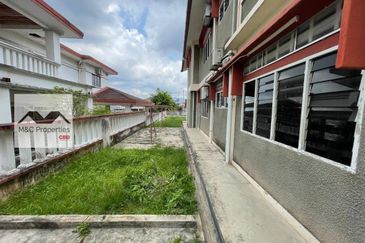 Blossom Heights Spacious Land 2 Storey Bungalow Seremban For Sale!!