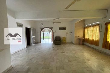 Blossom Heights Spacious Land 2 Storey Bungalow Seremban For Sale!!