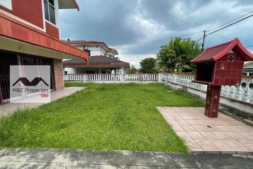 Blossom Heights Spacious Land 2 Storey Bungalow Seremban For Sale!!