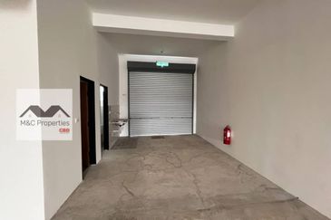 Warisan Mewah Brand New Basic 2 Storey Shop Office Sikamat For Rent!!