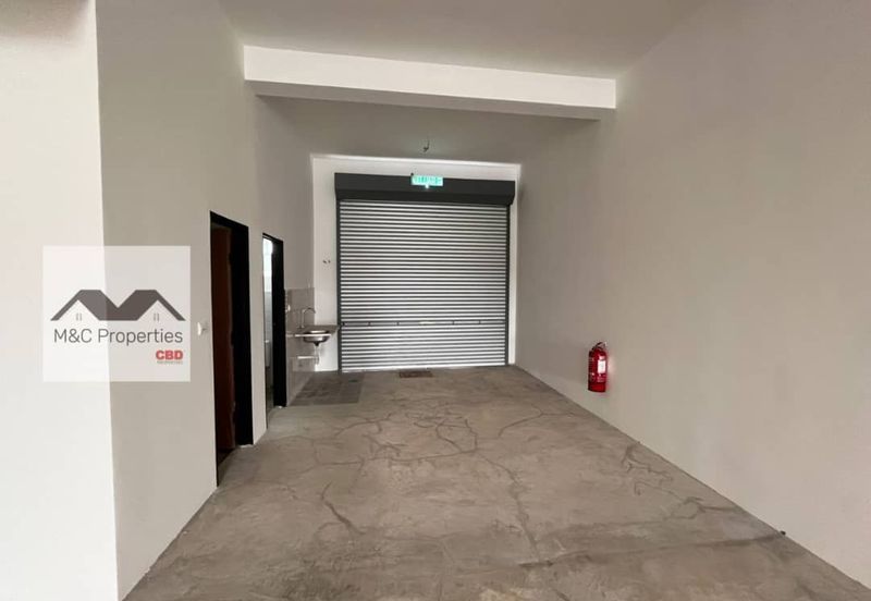Warisan Mewah Brand New Basic 2 Storey Shop Office Sikamat For Rent!!