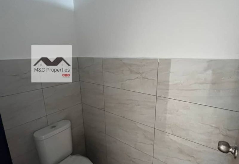 Warisan Mewah Brand New Basic 2 Storey Shop Office Sikamat For Rent!!