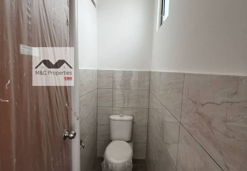 Warisan Mewah Brand New Basic 2 Storey Shop Office Sikamat For Rent!!