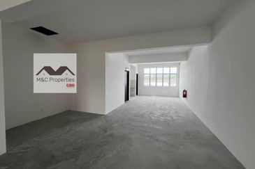 Warisan Mewah Brand New Basic 2 Storey Shop Office Sikamat For Rent!!