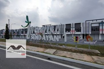 Irama Biz Sendayan Brand New Facing Main Road Ground Floor Shop - Rent