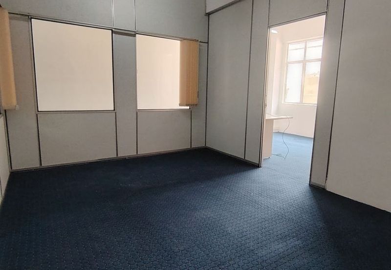 Oakland Commercial Centre