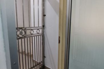 Oakland Commercial Centre