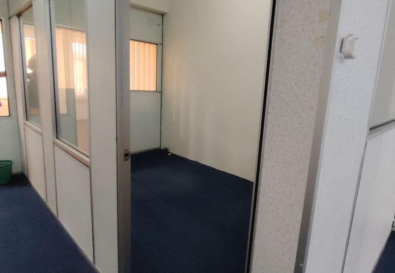 Oakland Commercial Centre