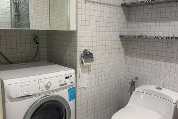 Six Ceylon (6 Ceylon)