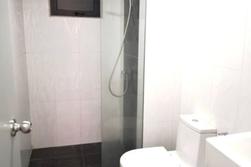 V12 Sovo (Menara Suria)