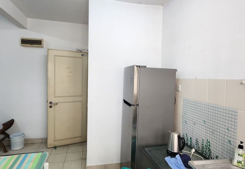 Akasia Apartment ( Setia Alam )