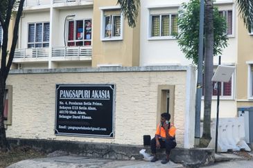 Akasia Apartment ( Setia Alam )