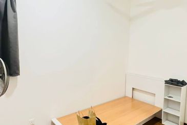 PR1MA Lakefront Homes