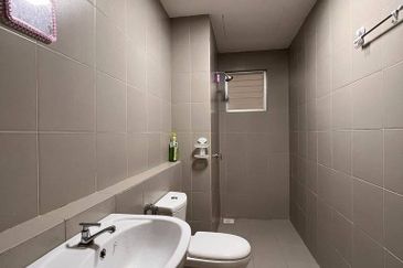 PR1MA Lakefront Homes