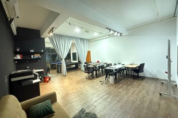 Kenwingston Business Centre