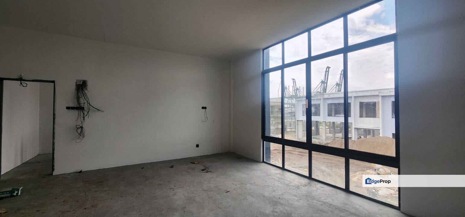 Semi-D Factory at Lumut Port, Perak For Sale, Perak, Sitiawan