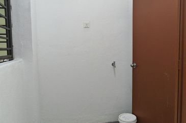 Green Suria Apartment