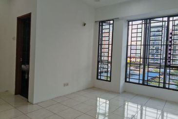 Green Suria Apartment