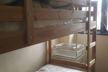 Dahlia Apartment, Pandan Indah