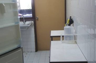 Dahlia Apartment, Pandan Indah