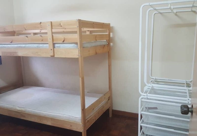 Dahlia Apartment, Pandan Indah