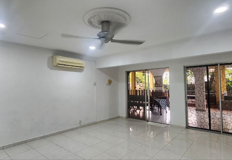 Seksyen 11, Shah Alam