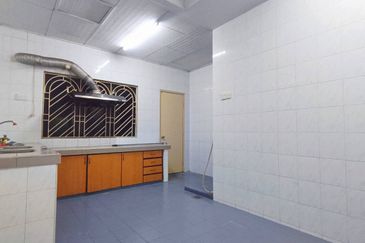 Jalan Kenari, Bandar Puchong Jaya