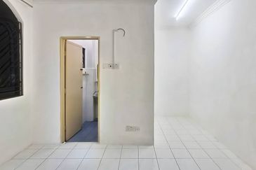 Jalan Kenari, Bandar Puchong Jaya