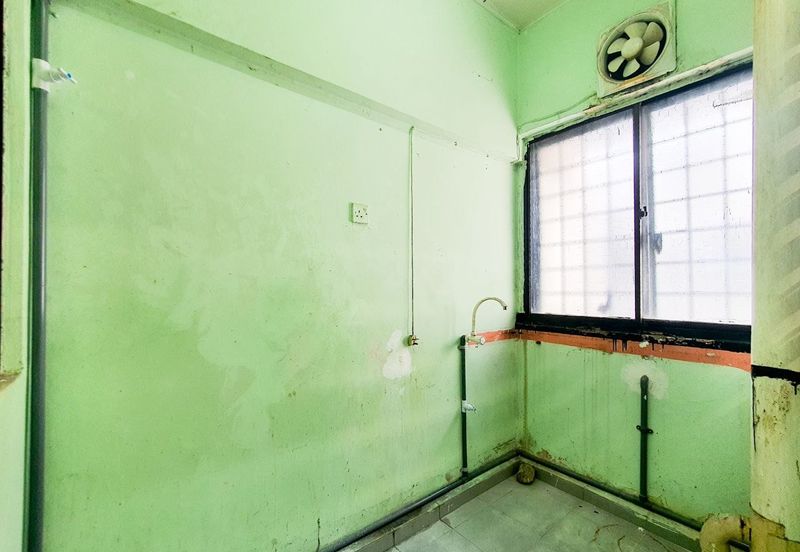 Pangsapuri Perdana, Seksyen 13