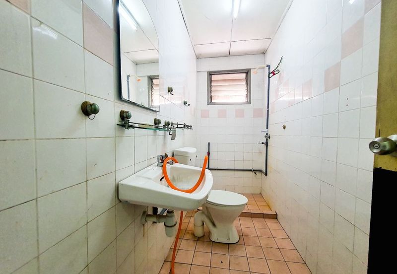 Pangsapuri Perdana, Seksyen 13